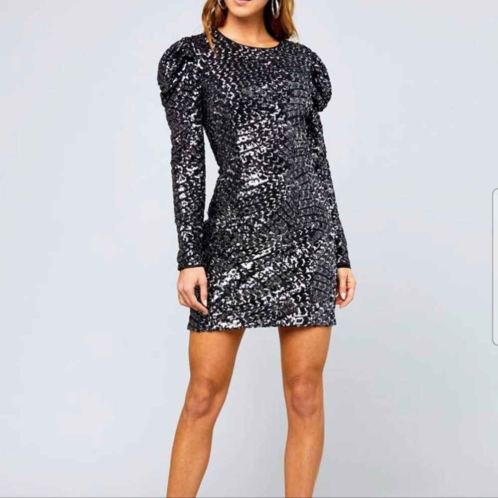 NWT Bebe Drama Sleeve Open Back Sequin Mini Dress XXS
